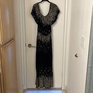 Off the shoulder floral print maxi dress